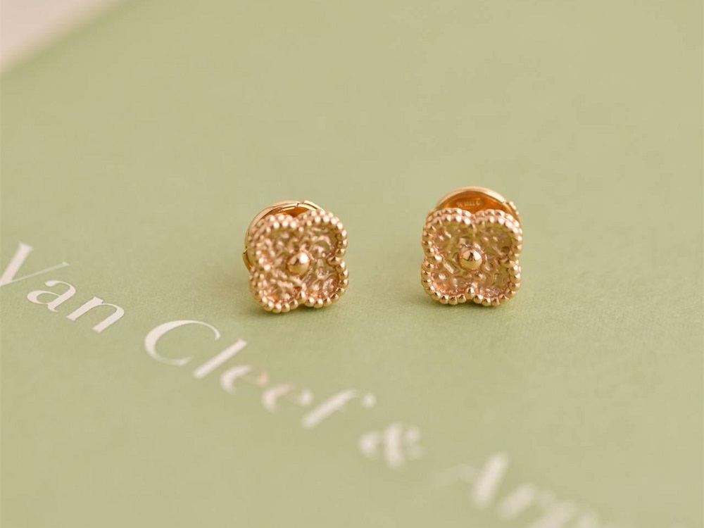 How to Choose the Perfect Van Cleef Sweet Alhambra Earrings