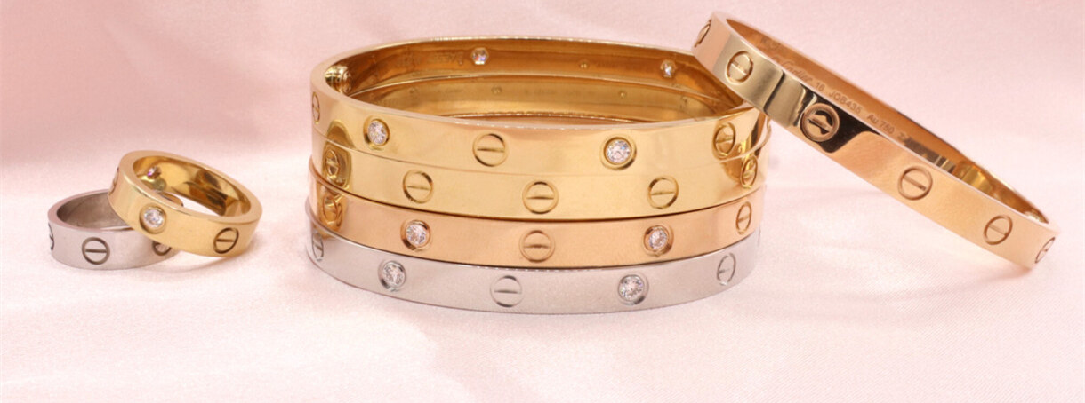 https://www.tooblingjewels.com/18k-rose-gold-yellow-gold-cartier-love-bracelet-4-diamonds-copy-b6070017/